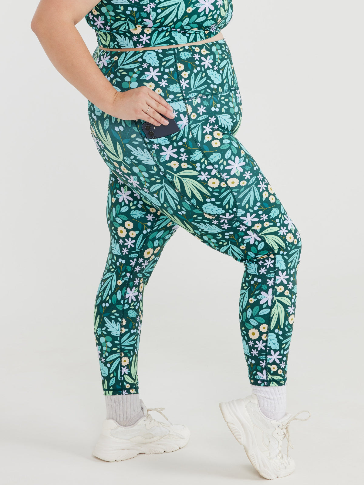 Leaves & Blooms Everyday Legging - 7/8-length