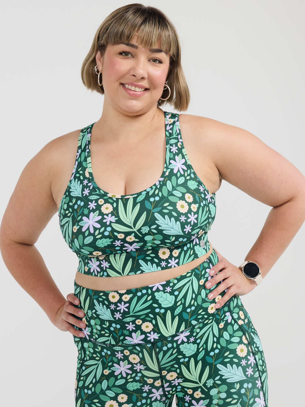 Leaves & Blooms Liberty Hookback Crop