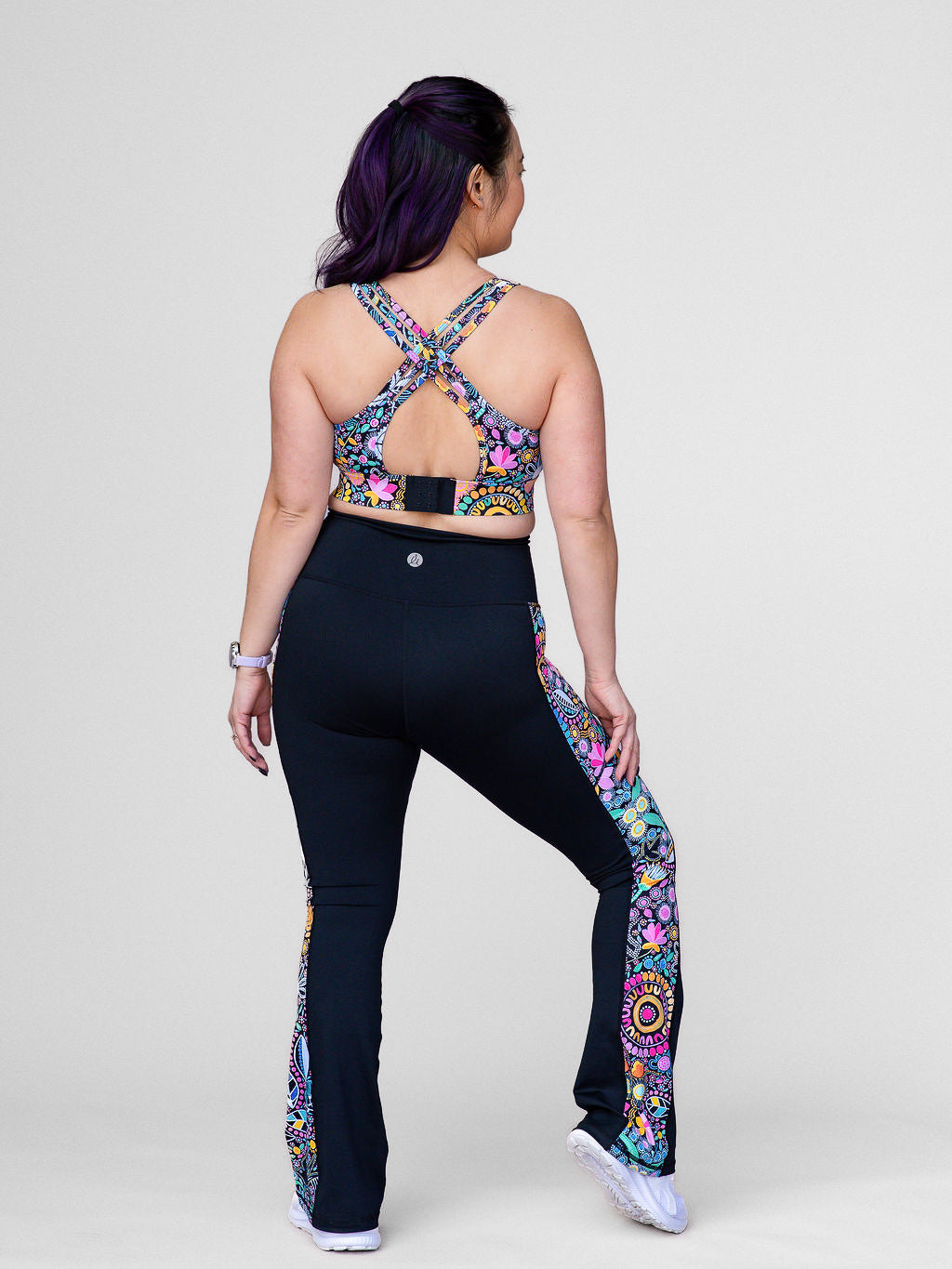 Coastal Wildflowers Be Free Hookback Sports Bra