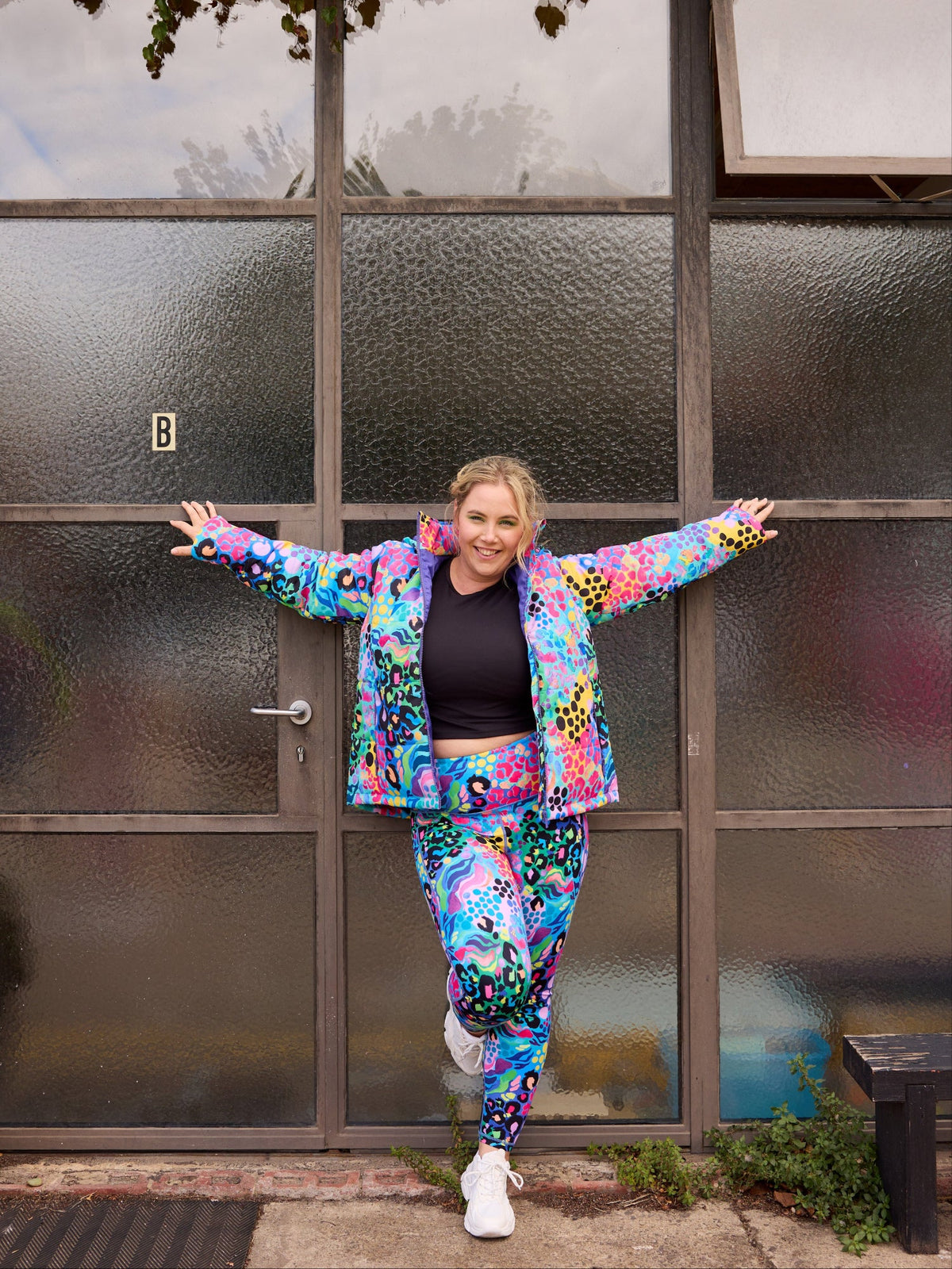 Electric Leopard Everyday Legging - 7/8 length - high waisted leggings with pockets colourful