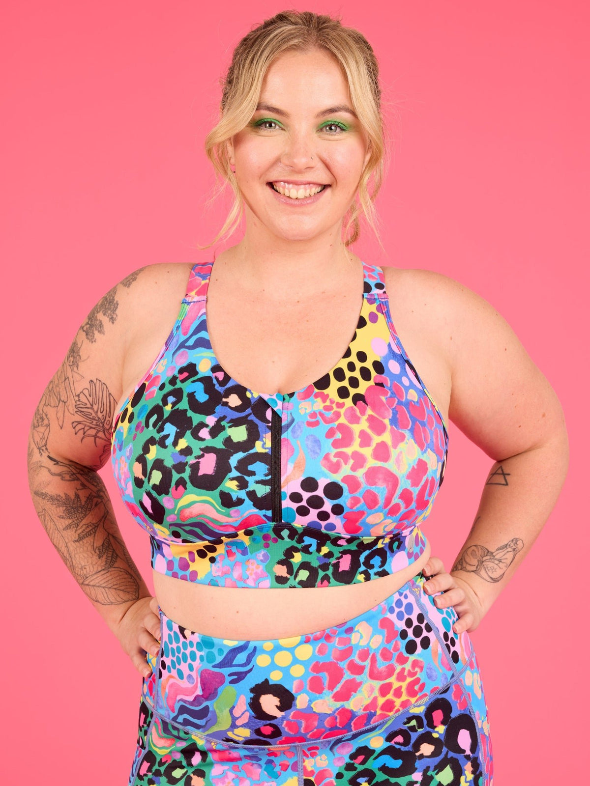 Electric Leopard FlexiZip Crop II - Plus size high impact sports bra