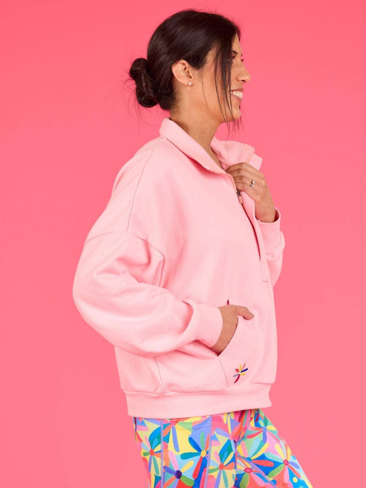 Happy Daisies FlexiZip Sweatshirt - Pink - Stylish and nursing-friendly