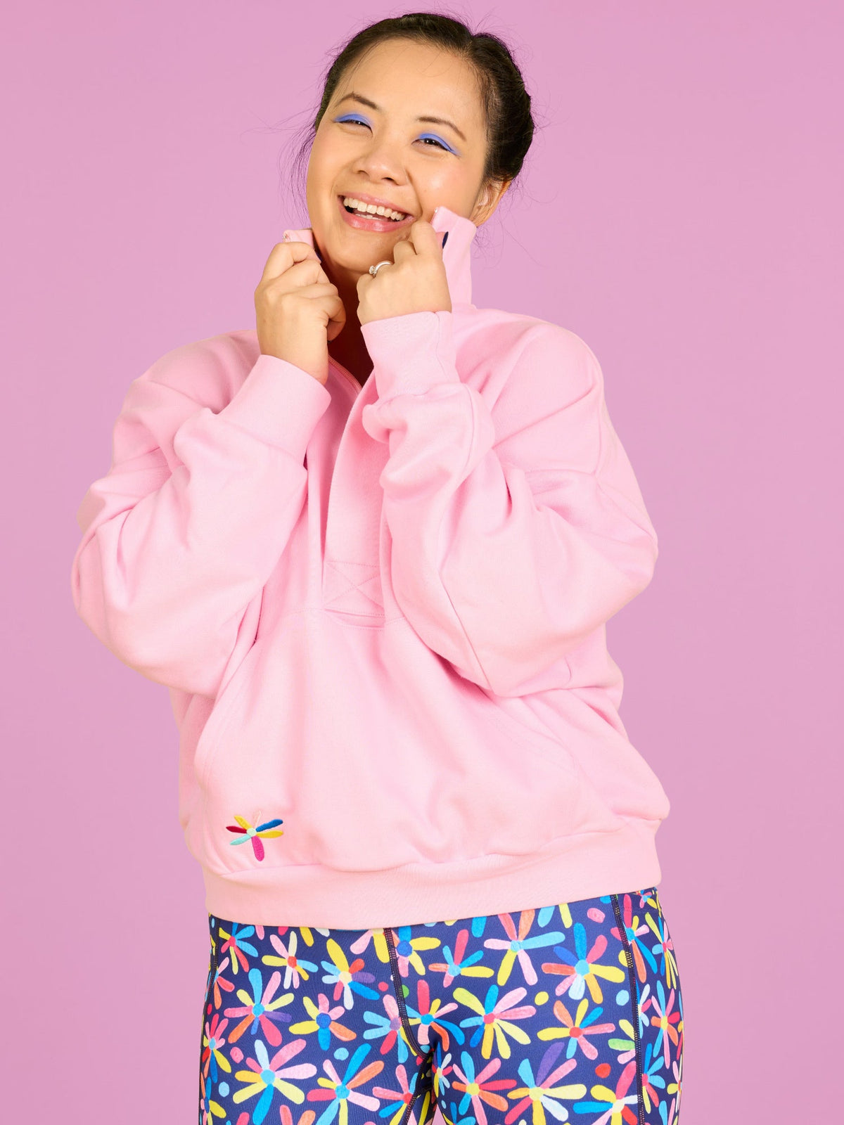 Happy Daisies FlexiZip Sweatshirt - Pink - Relaxed fit womens jumper