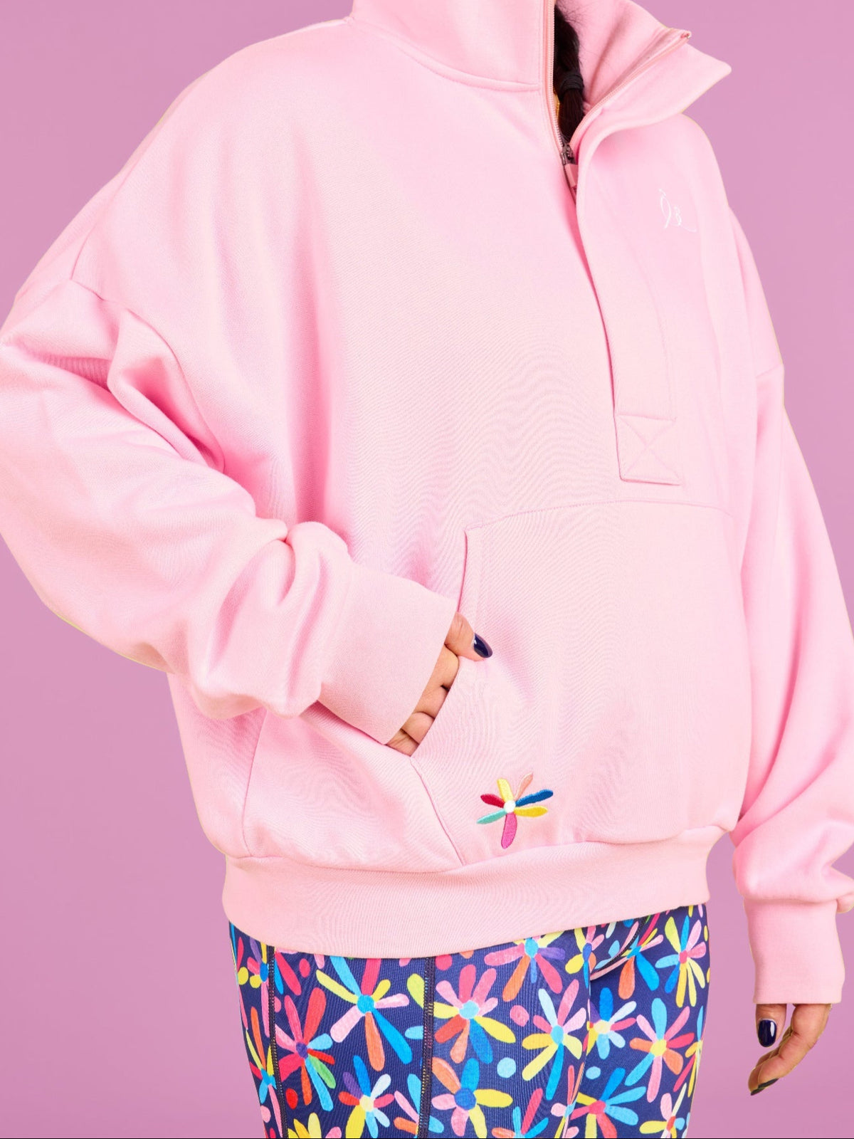 Happy Daisies FlexiZip Sweatshirt - Pink - Cosy lightweight jumper
