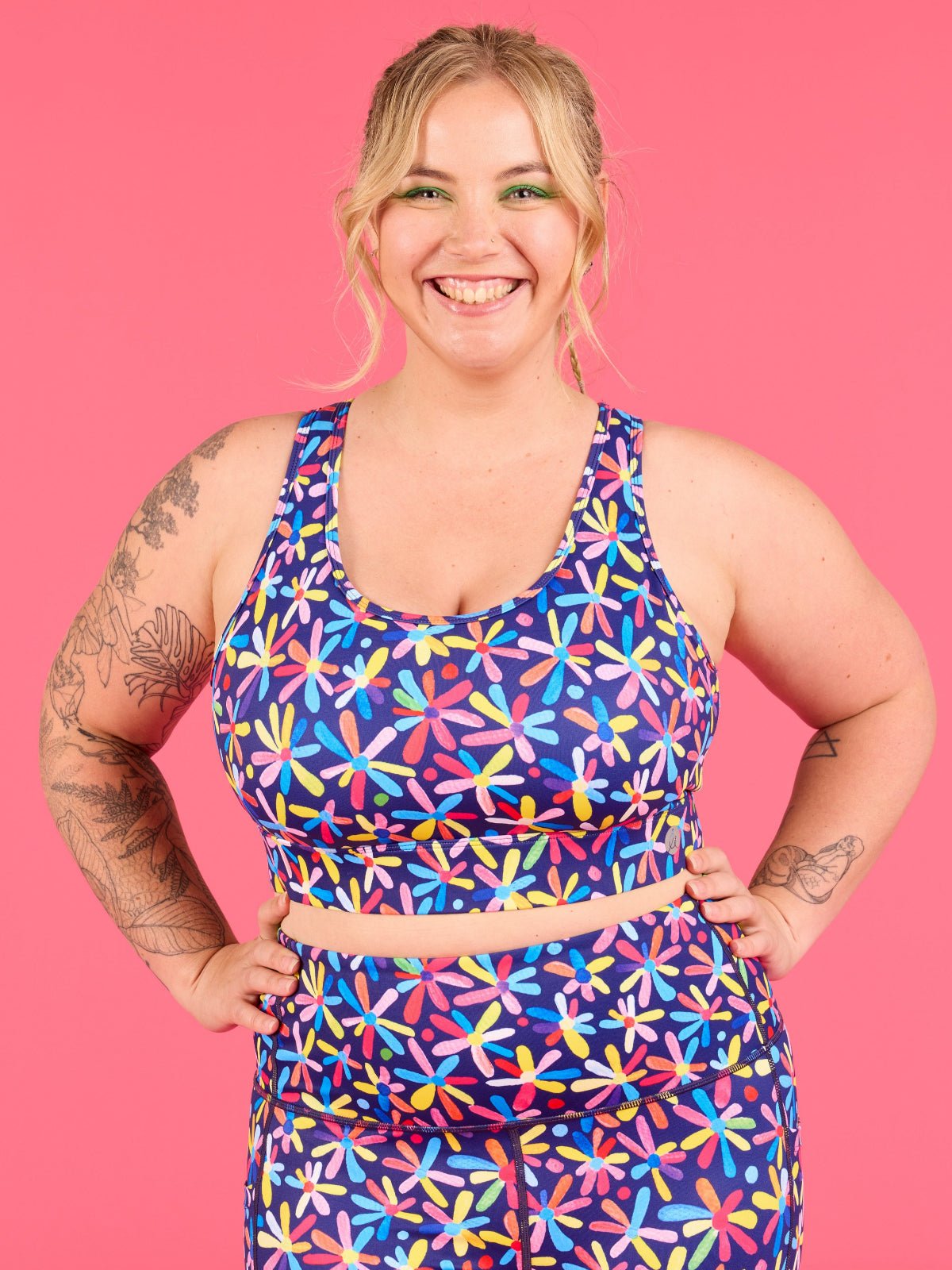 Happy Daisies Liberty Hookback Crop - Sports bra for running high impact