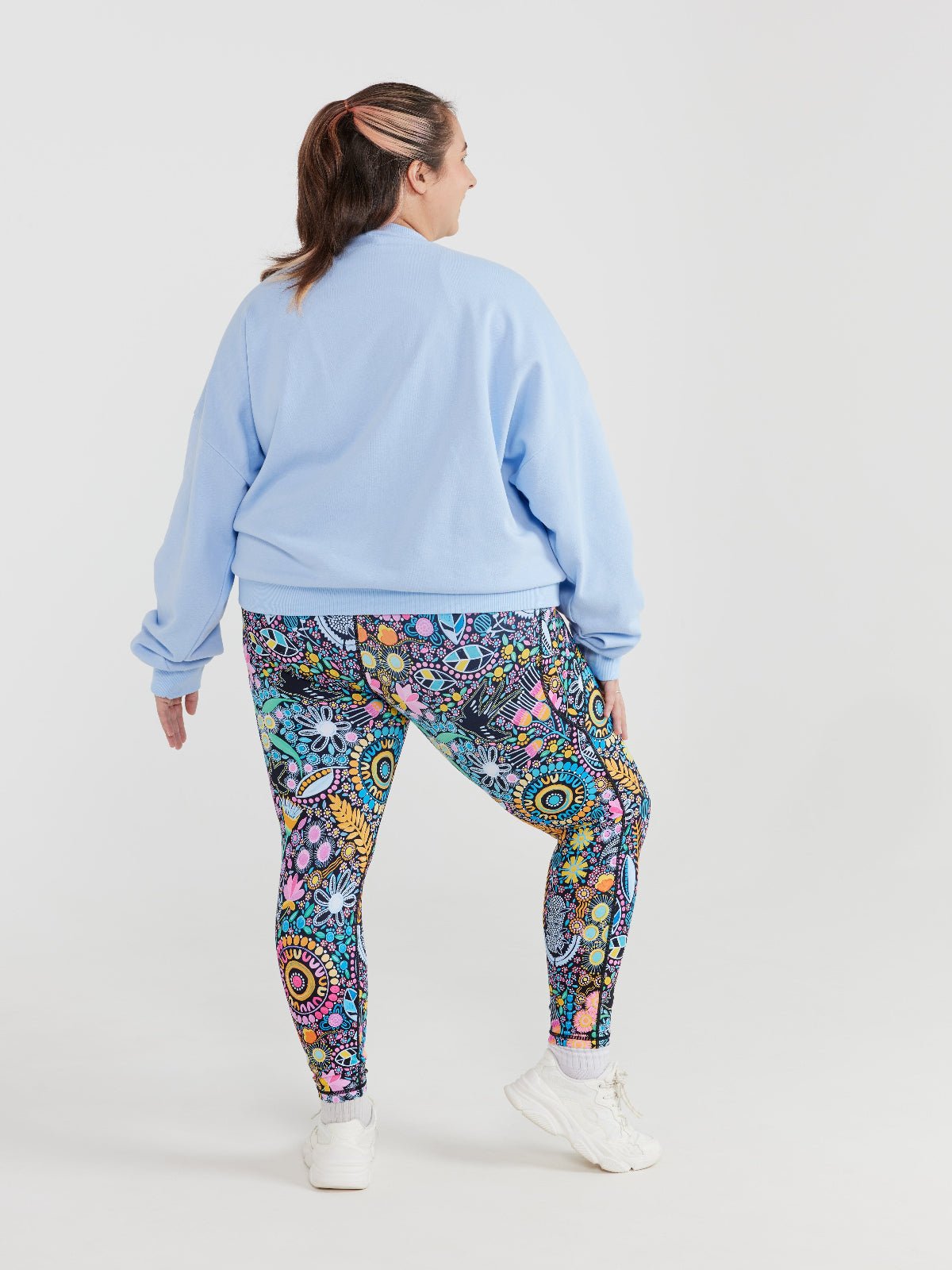 Mama Movement Nursing Sweatshirt - Sky Blue