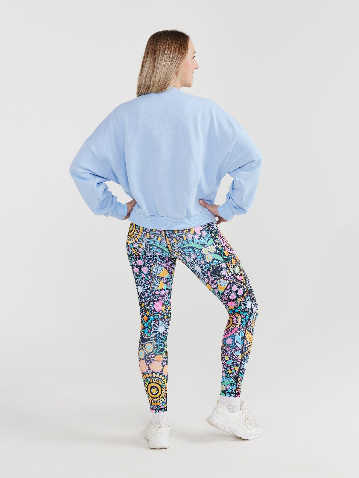 Mama Movement Nursing Sweatshirt - Sky Blue