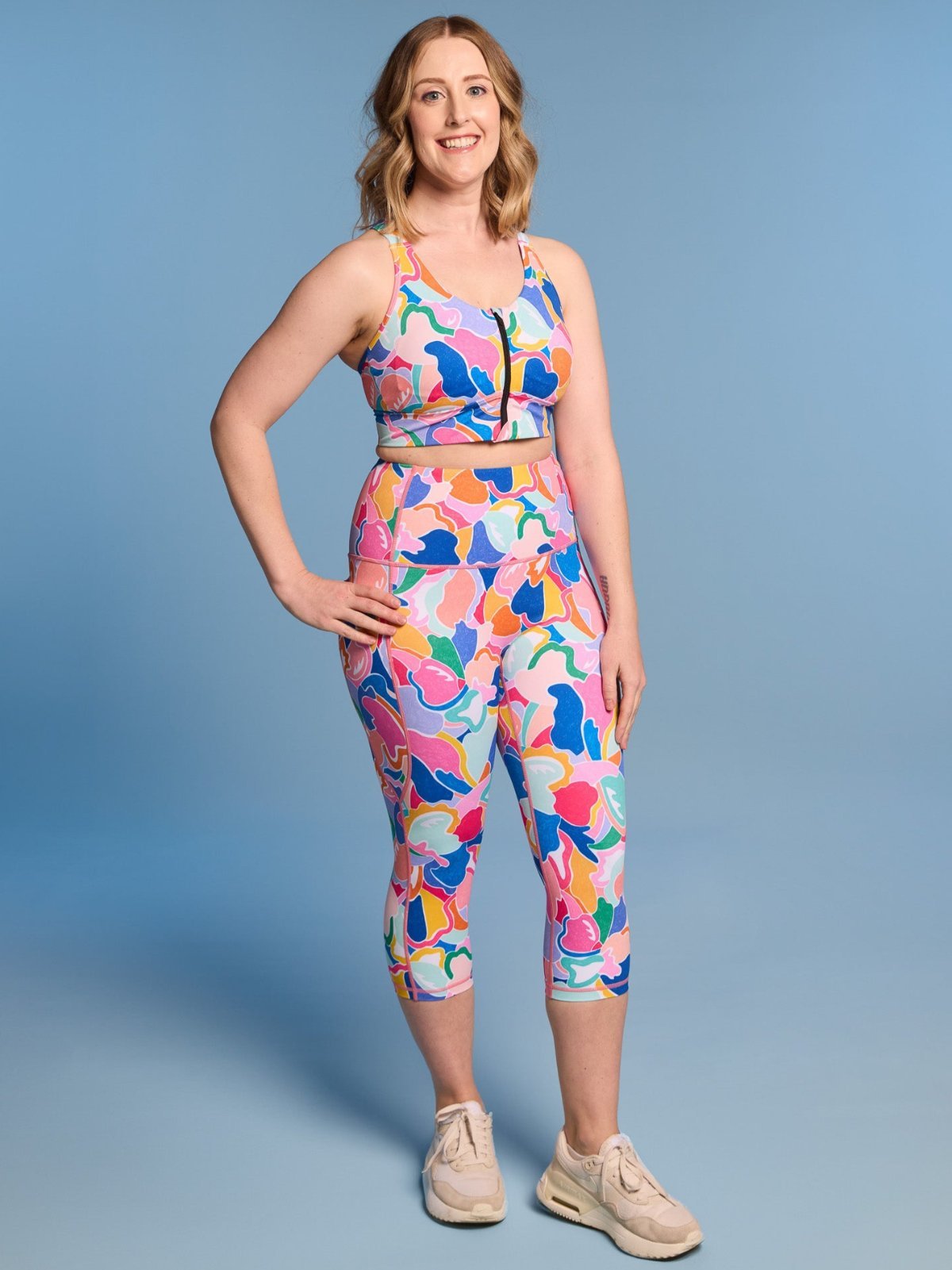 Puzzle SleekFit Cropped Legging - 3/4 length - high waisted cropped leggings with pockets