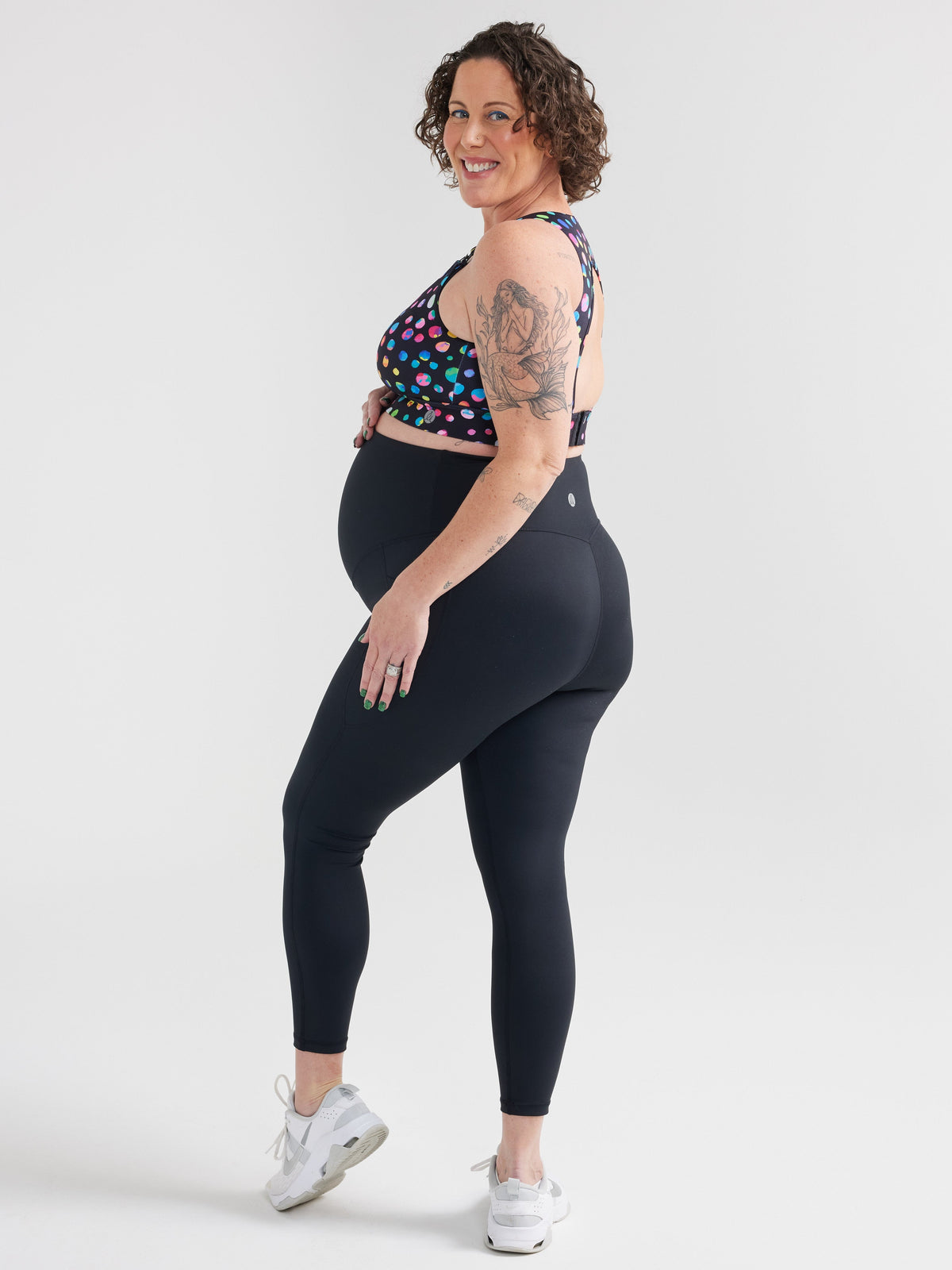 SleekFit Maternity Black Legging - 7/8 length - pre and postnatal workout leggings