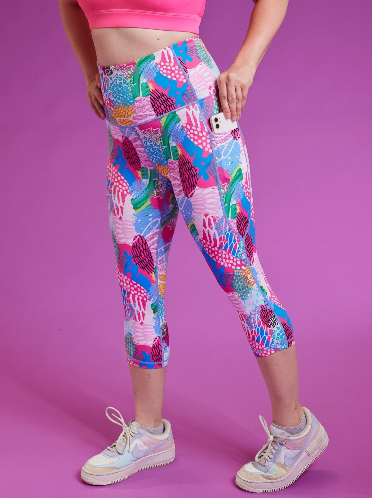 Gliding Bunjil Everyday Cropped Legging - 3/4 length - high waisted cropped leggings with pockets