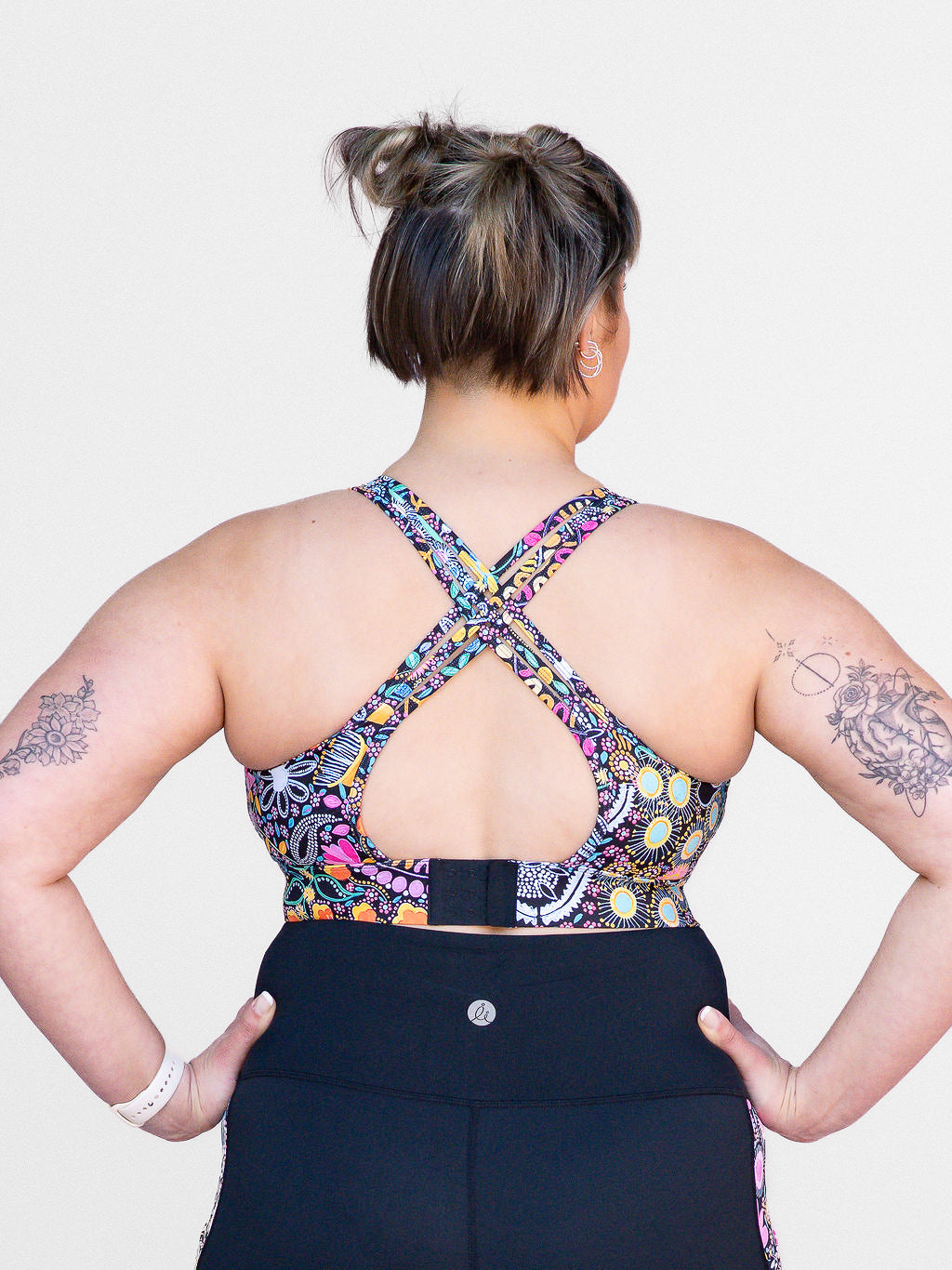 Coastal Wildflowers Be Free Hookback Sports Bra