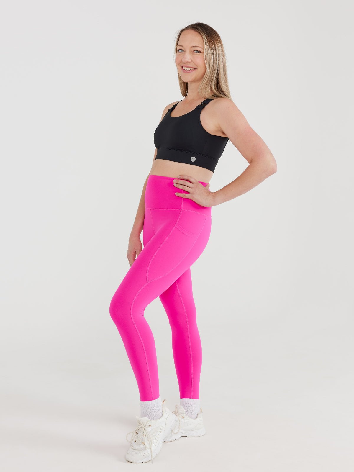 Black Liberty Hookback Nursing Crop