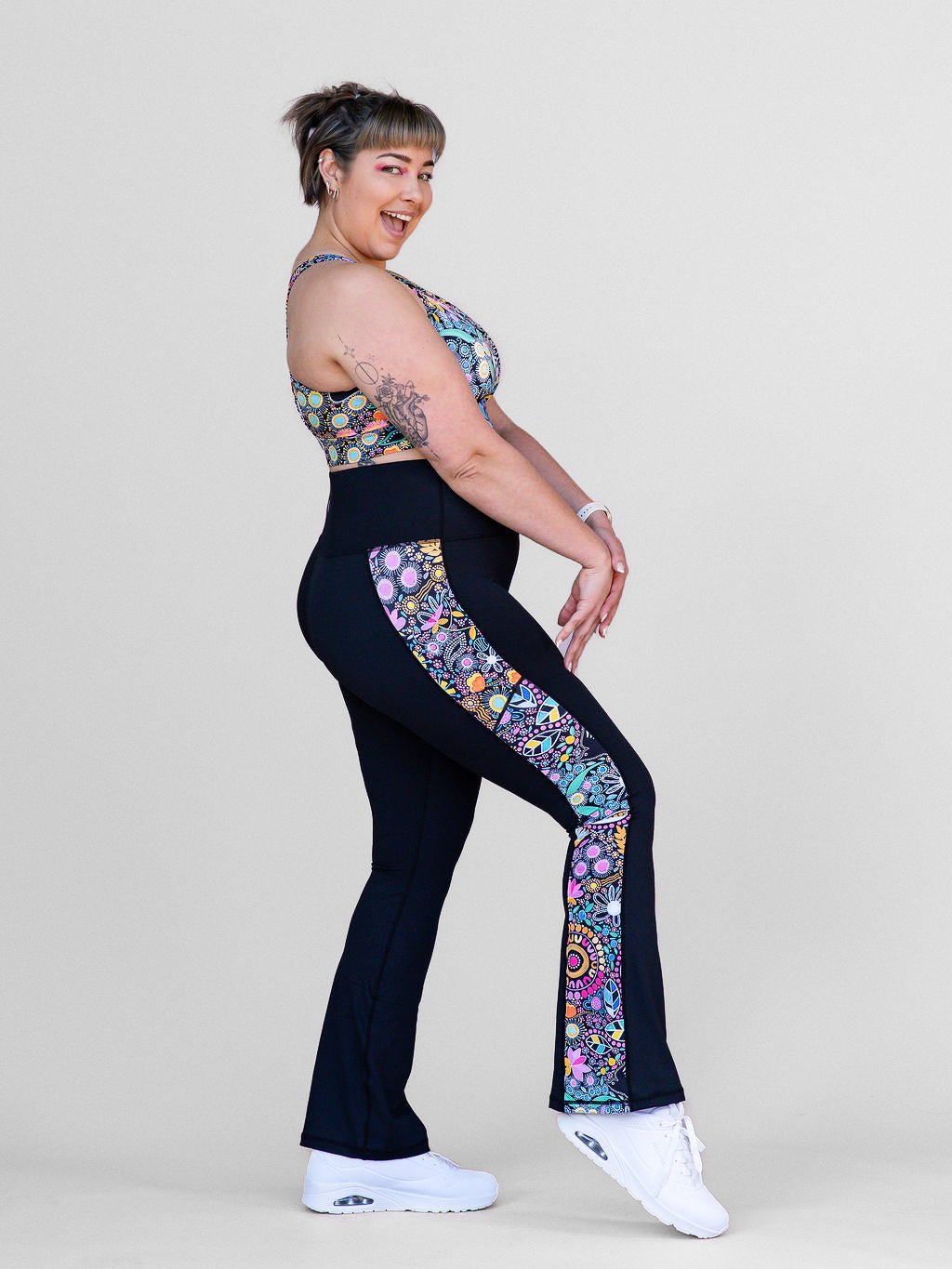 Coastal Wildflowers - Power Flare Legging