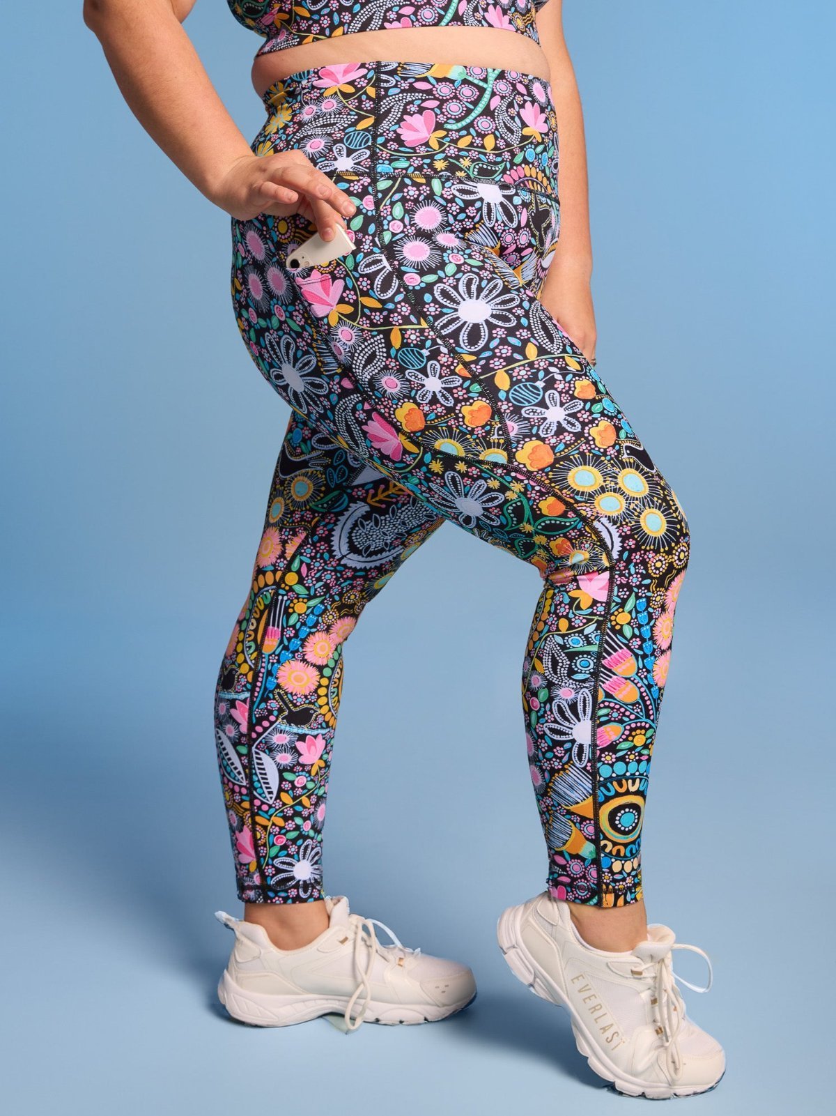 Coastal Wildflowers SleekFit Legging - 7/8-length - running leggings with pockets plus size