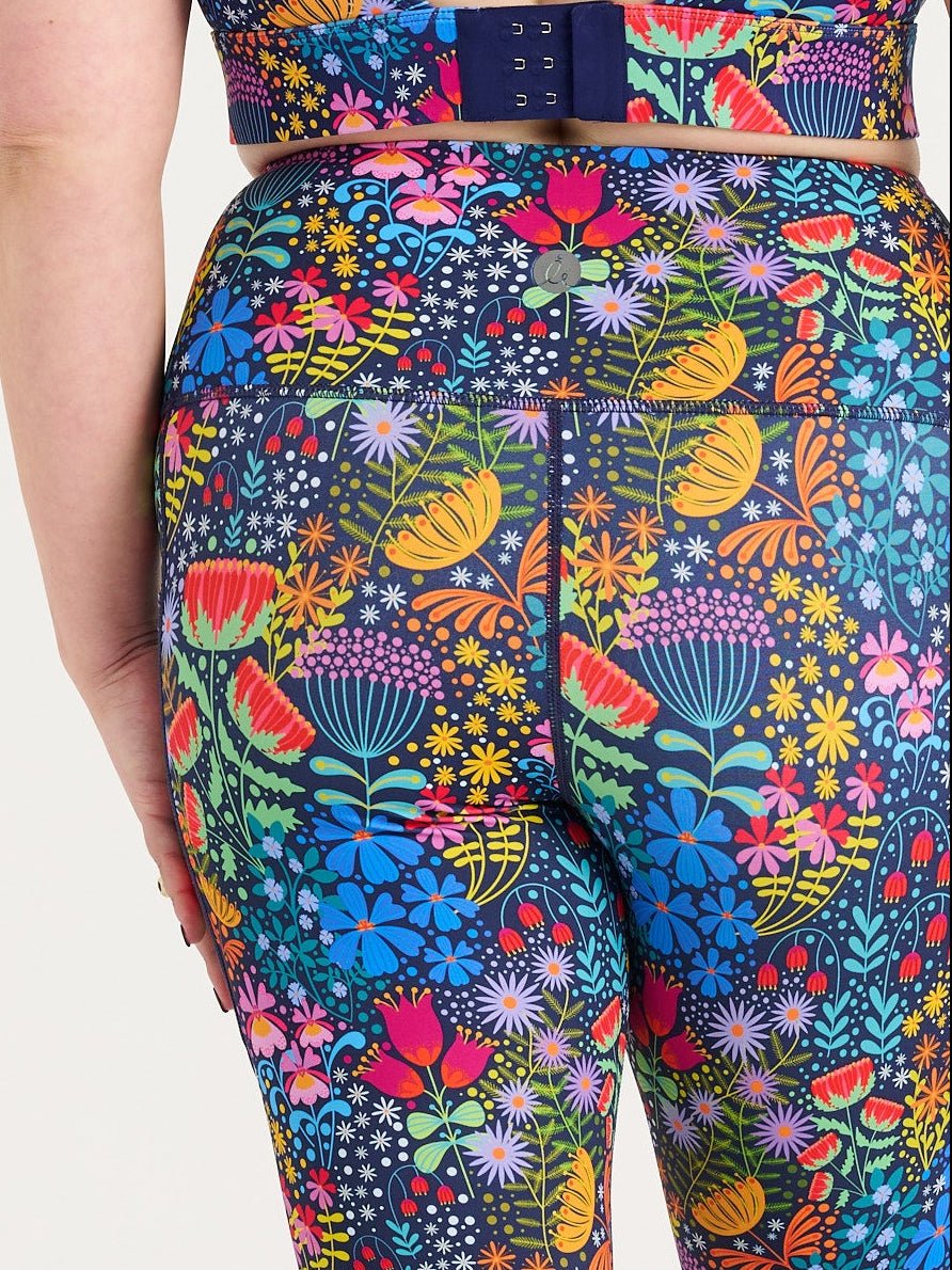 Ellie's Garden Everyday Legging, 7/8 length, worn by Ruby