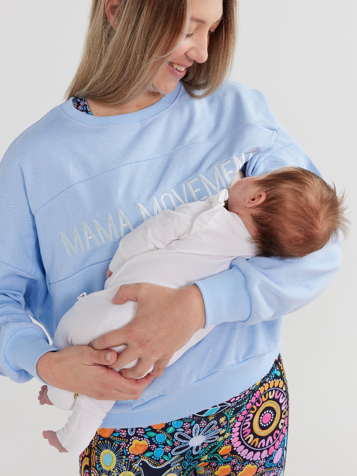 Mama Movement Nursing Sweatshirt - Sky Blue