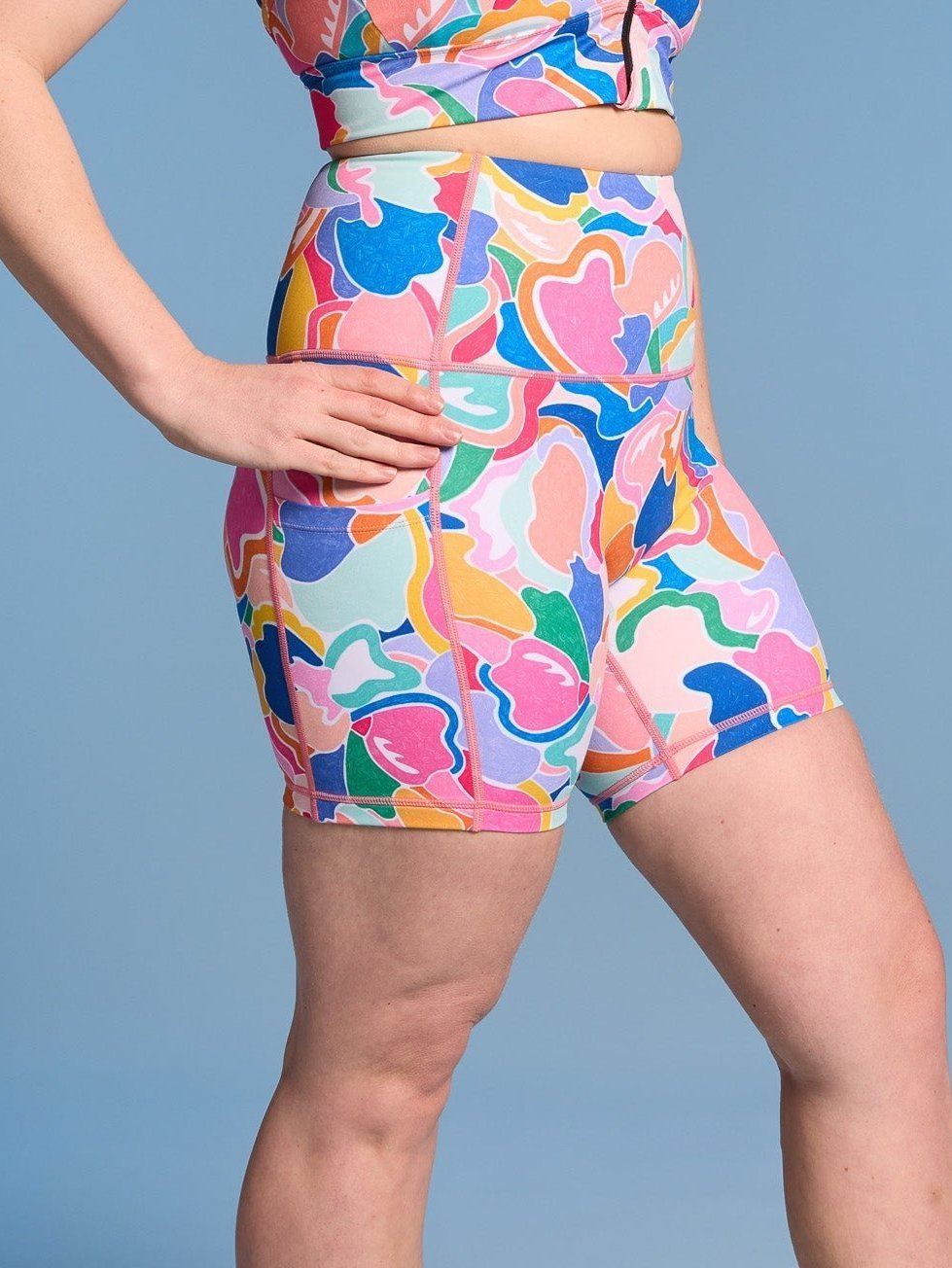 Puzzle SleekFit Shortie Bike Shorts - mid tight 6 inch with pockets