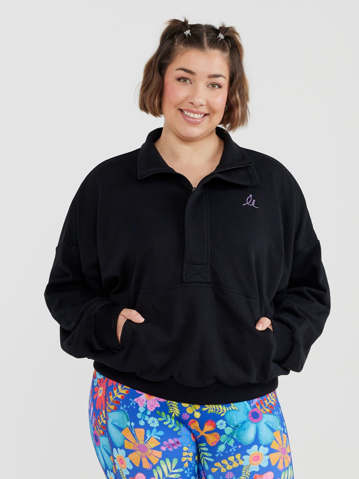 She Believed FlexiZip Sweatshirt - Black