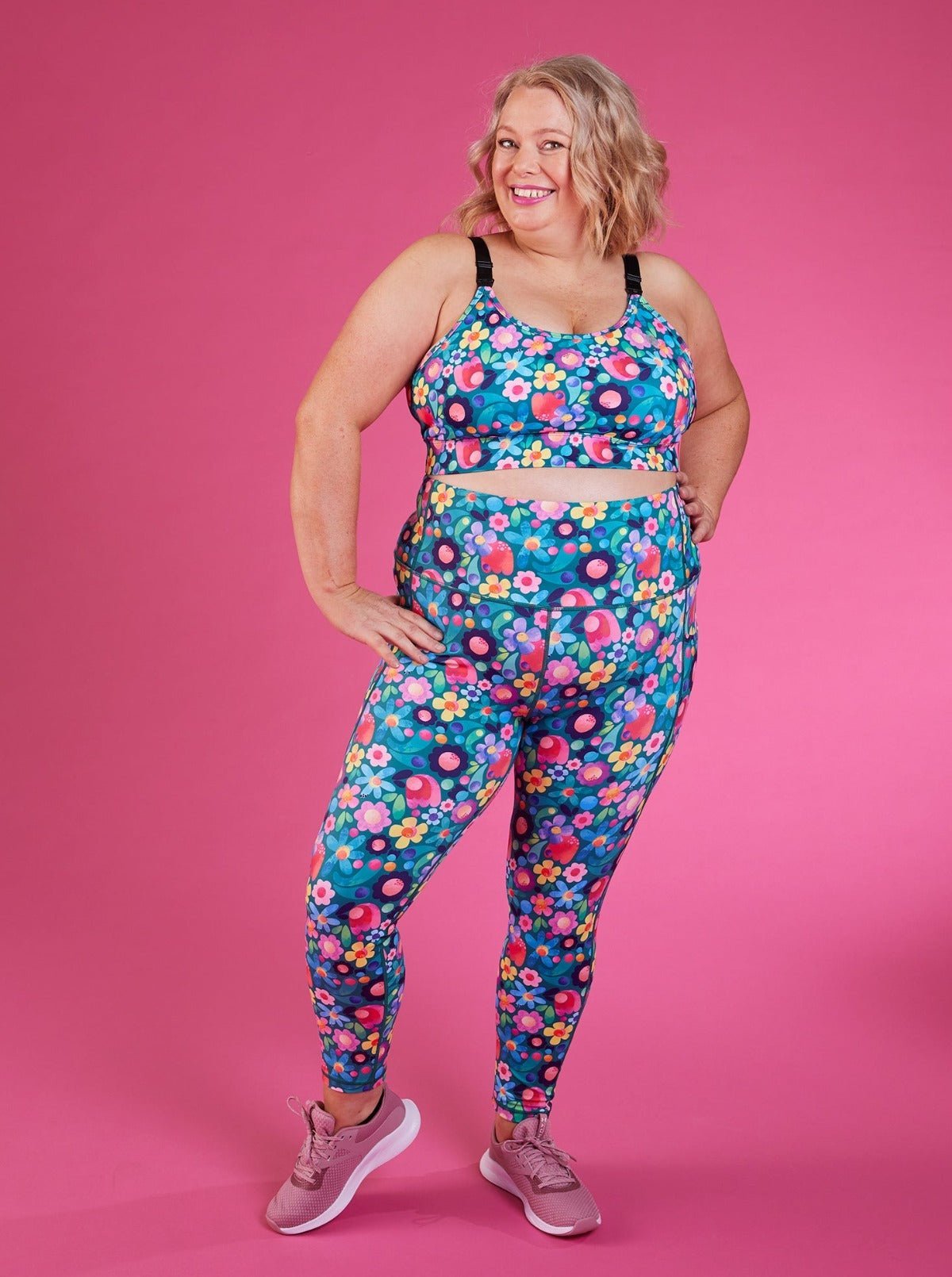 Floral Fields Everyday Legging - 7/8 length - activewear leggings with pockets plus size